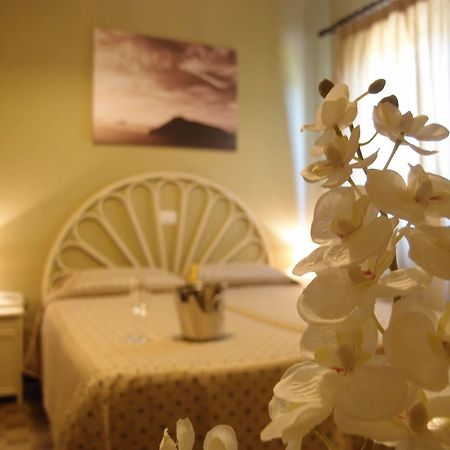 Pietra Pomice Hotel ลีปารี ภายนอก รูปภาพ