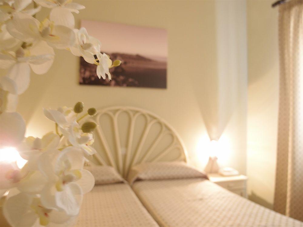 Pietra Pomice Hotel ลีปารี ภายนอก รูปภาพ