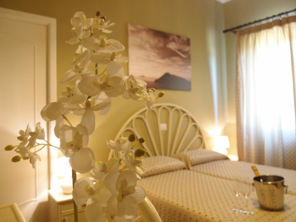 Pietra Pomice Hotel ลีปารี ภายนอก รูปภาพ